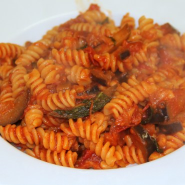Aubergine and Pine Nut Pasta